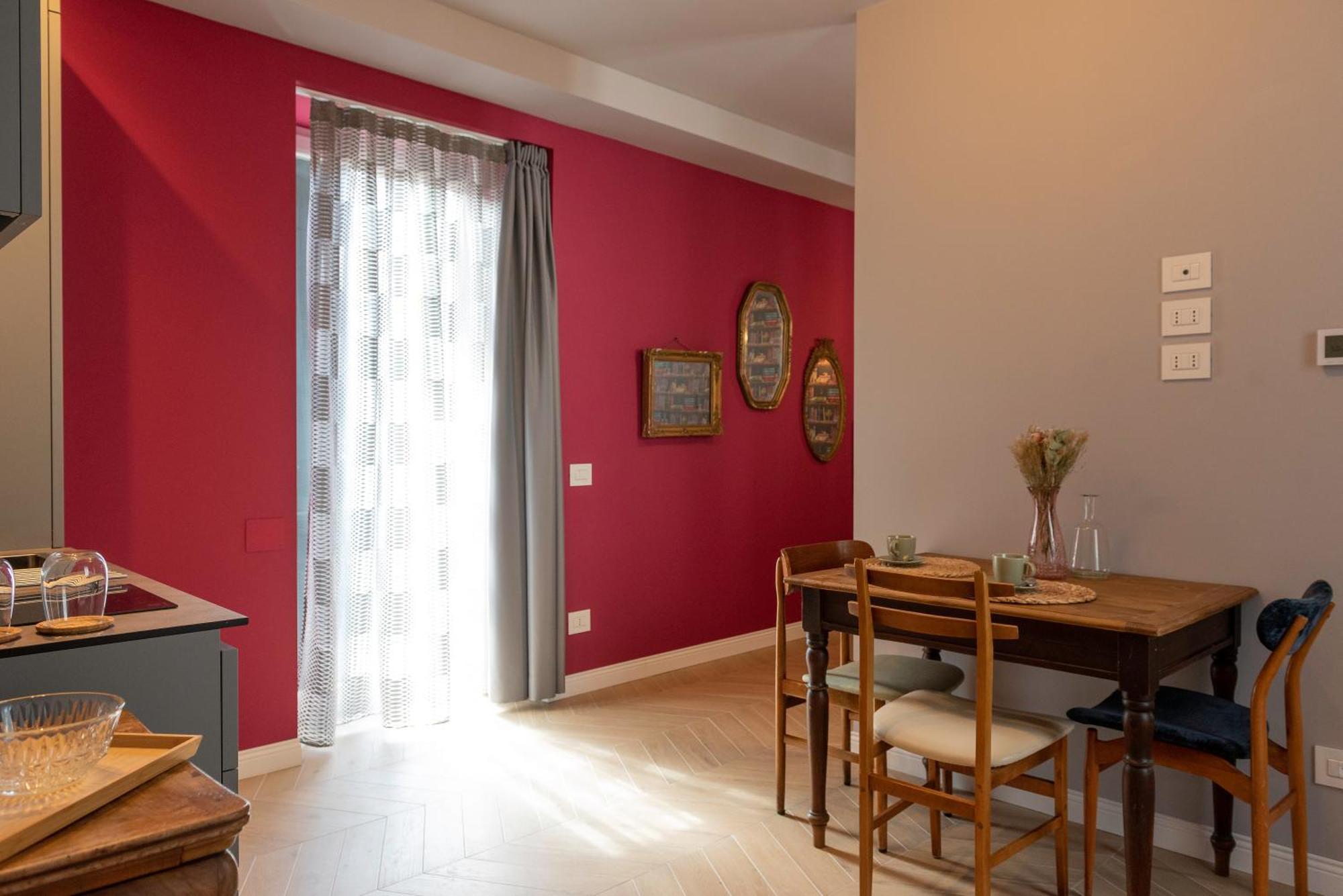 Regina Boutique Suites ตรีเอสเต ภายนอก รูปภาพ