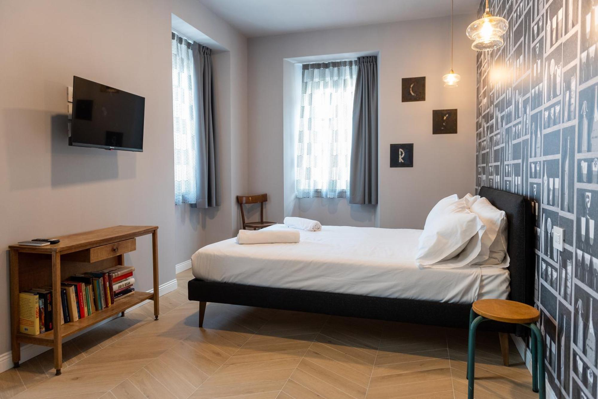 Regina Boutique Suites ตรีเอสเต ภายนอก รูปภาพ
