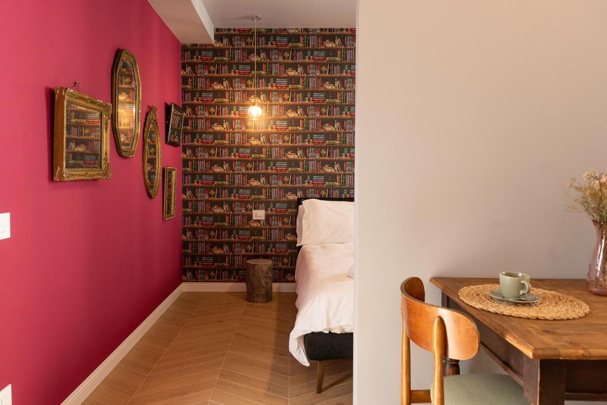 Regina Boutique Suites ตรีเอสเต ภายนอก รูปภาพ