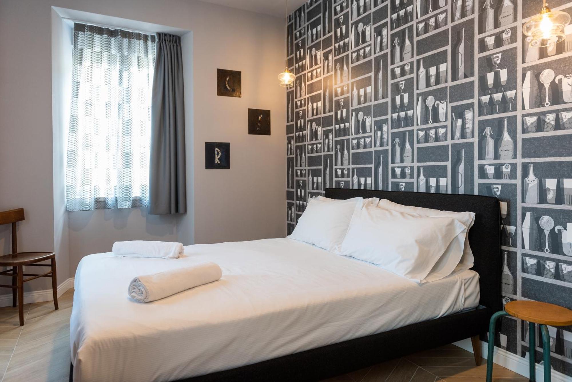Regina Boutique Suites ตรีเอสเต ภายนอก รูปภาพ